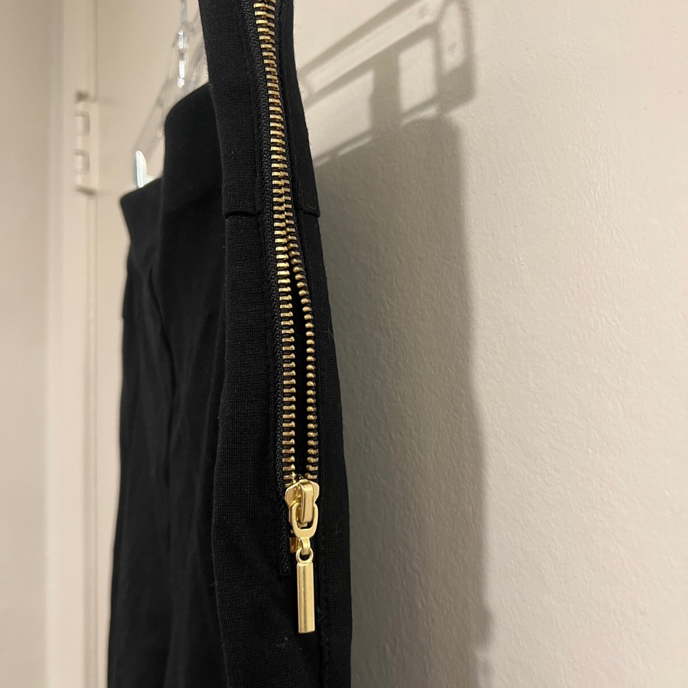 Black Leggings with side zippers!